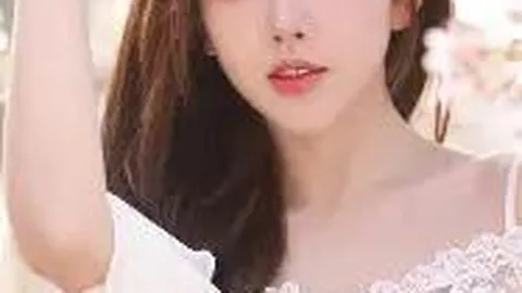 德国双胞胎姐妹同日离世，共度一生，未婚成谜，曾被誉为“国家美腿”