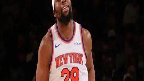 东契奇湖人首节发挥出色，7分7篮板4助攻领跑得分榜